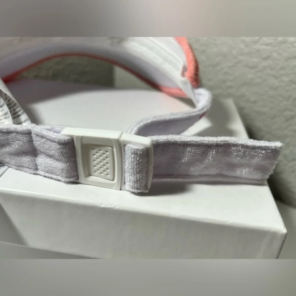 Disney Walt Disney World Terry‎ Cloth Visor adjustable White Pink hat one size - Picture 3 of 8